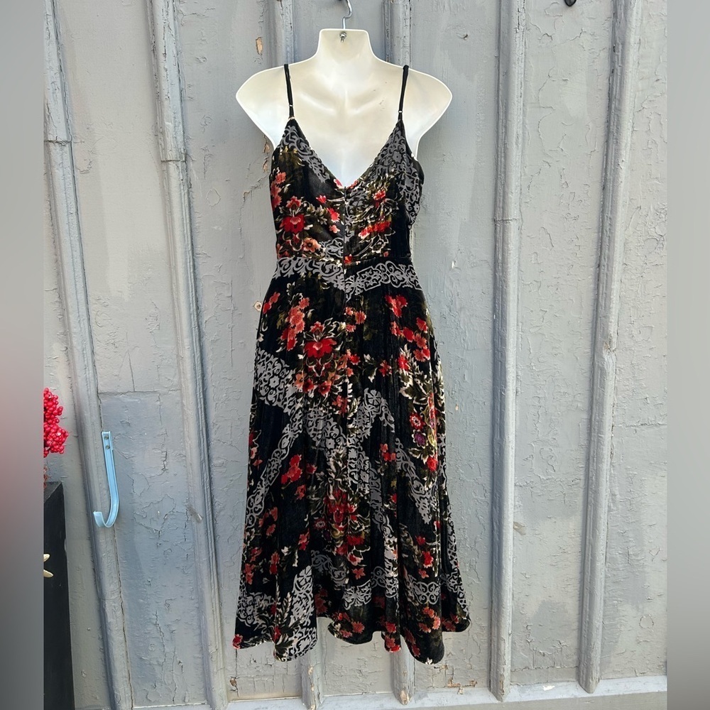 Anthropologie Eri + Ali Floral Burnout Slip Dress, size 4 - Picture 8 of 16